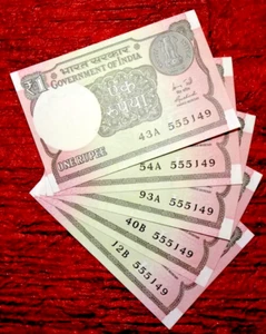  INDIA REPUBLIC  | 2011 - 1 RUPEE SAME NUMBER 555149 - 5 UNC NOTES LOT - Picture 1 of 4