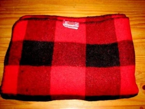 The North West Co For Marlboro Country Store Red Buffalo Plaid  Blanket 50" x70" - Picture 1 of 4