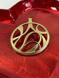 Premier Designs  PIZZAZZ Matte Gold Tone Pendant Enhancer Artistic No Necklace - Picture 1 of 5