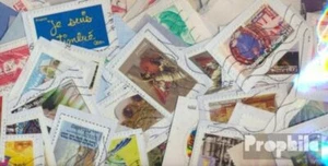 Francia con almeno 10% Francobolli speciali Francobolli 50 Grammi Kiloware - Foto 1 di 1