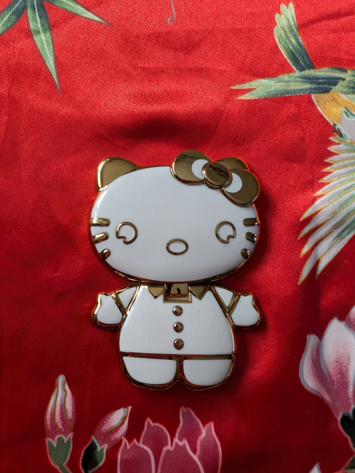 White Hello Kitty Folding Phone Stand And Grip With Mirror. Foam pad attachment  - Image 1 of 3