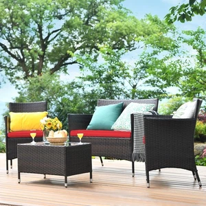 Gymax 4PCS Set di Mobili per Conversazione Patio Rattan Esterno con Cuscino Rosso - Foto 1 di 7