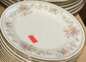 Noritake Contemporary Memory 2882 individueller Salatteller | kostenloser Versand - Bild 1 von 1