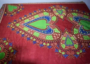 2071 Langstück zeitgenössischer indonesischer oder afrikanischer Batikstoff, grüne Herzen - Bild 1 von 2