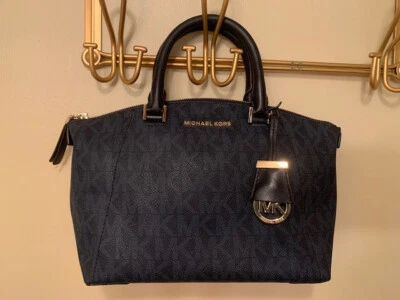 BOLSO BANDOLERA MICHAEL KORS RILEY CUERO NEGRO DORADO CREMALLERA SUPERIOR MEDIANO Foto 1 de 4