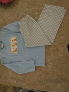 Shrimp and Grits boys light blue plaid outfit with smocked dogs size 5 - Picture 1 of 6
