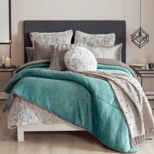 TURQUOISE AND GRAY BLANKET WITH SHERPA VERY SOFTY THICK AND WARM QUEEN SIZE - Picture 1 of 4