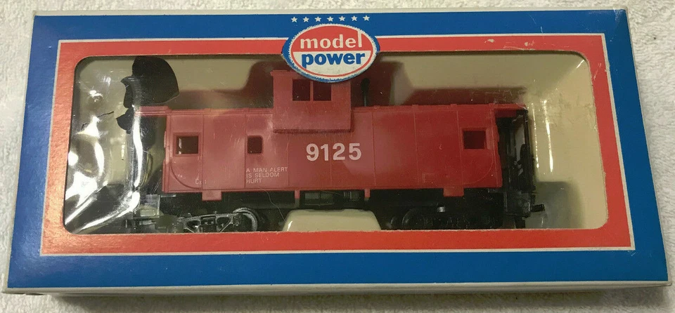 MODEL POWER HO - Caboose - Red Safety - Image 1 of 1