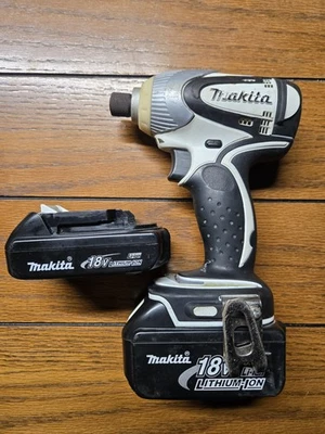 Destornillador de impacto inalámbrico Makita BTD142 18V 1/4 pulgadas Foto 1 de 3