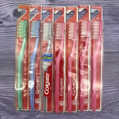 7 VTG Colgate PLUS Ultra Fit Bi-Level Toothbrush Diamond Shaped Full Head Medium - Image 1 of 4