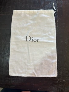 "BOLSA DE CUERDA CON CUBIERTA ANTIPOLVO DIOR BLANCA 13,5 X 9,5""" - Imagen 1 de 5