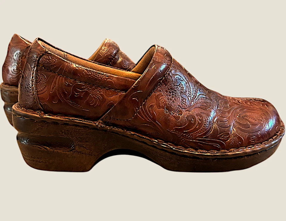 B.O.C. Zuecos cómodos Born Concept para mujer marrón cachemir talla US 9EU 40,5 Foto 1 de 4