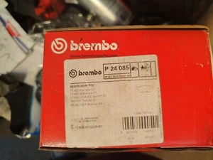 Bremsbelagsatz, Bremsbeläge Scheibenbremse BREMBO P 24 085 FORD  MAZDA Tribute - Bild 1 von 3