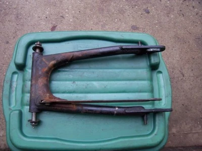 Yamaha R5 350 R5350 1972 brazo oscilante trasero para motocicleta Foto 1 de 2