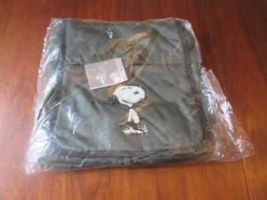 Vintage Jun Hao Leather Co Ltd SNOOPY Nylon Messenger Bag Olive Green NOS - Picture 1 of 12