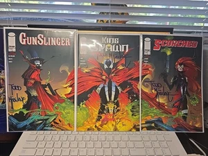 GUNSLINGER 15 KING SPAWN 2 SCORCHED 24 SIGNED TODD MCFARLANE & JONATHAN GLAPION. - Picture 1 of 24