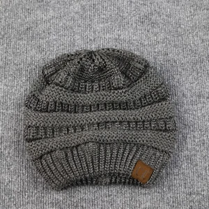 C.C Exclusives Hat Beanie Fitted Womens Gray Metallic Knit Ribbed Slouchy Winter - Picture 1 of 7
