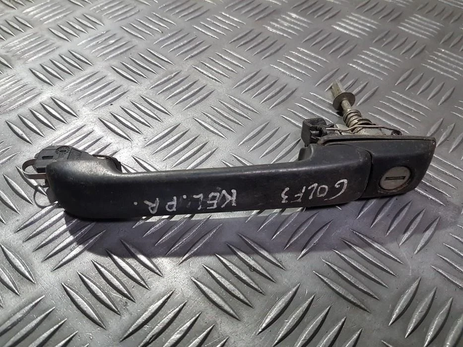 Volkswagen Golf 1994 Door Handle Exterior, front right side 1h0827 #319921-30 — 第 1/1 张图片