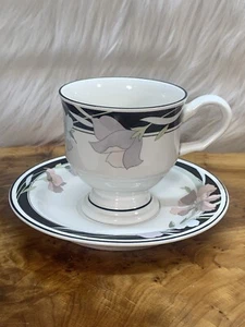 Sango OVERTURE Cup & Saucer Set LAVENDER IRIS Black Band Korea ART DECO 1980's - Picture 1 of 17