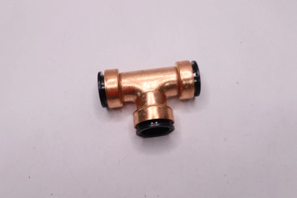 Nibco Push-to-Connect Pressure Tee P611 3/4" 9098400P  - Image 1 of 3