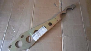 BMW 7 SERIES E23 EXHAUST SUPPORT BRACKET NEW GENUINE 18211245951 - Picture 1 of 1
