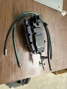 BELL Hydro-Pneumatic Hydraulic Pump - Picture 1 of 9