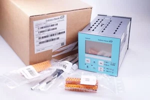 ENDRESS HAUSER CLM223-CD8110 Leitfähigkeitsmessumformer Liquisys M CLM223 New - Picture 1 of 4