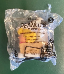 2015 The Peanuts Movie Sally and Snoopy #5 McDonald's Happy Meal. Factory Sealed - Picture 1 of 2