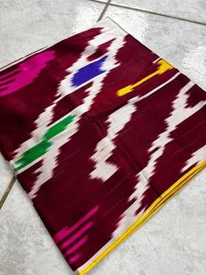 Panneau de tissus ethnique années 50 anciens vintage antique en soie motifs Ikat - Photo 1/4