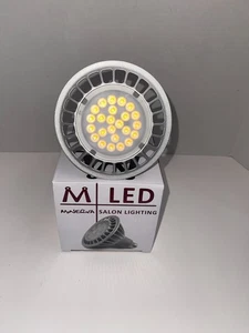 Staco Minerva 20W Dimmable LED Spotlight–High Definition Lighting for Hair Salon - Picture 1 of 7
