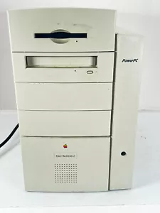 Vintage Apple Power Macintosh G3 PowerPC M4405 Desktop Computer - (Einschalten) - Bild 1 von 23