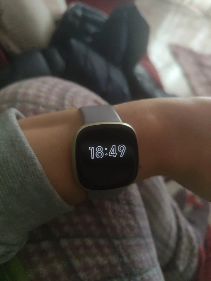 Smartwatch Orologio Fitness Cardio Bluetooth 5 ATM Nero Fitbit Versa 3 BLK - Immagine 1 di 1