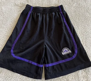 Pantalones cortos deportivos negros púrpura de béisbol para niños de los Rockies 10-12 - Imagen 1 de 7