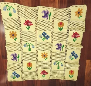Sofá de jardín vintage con flores afganas de ganchillo amarillo manta de primavera iris margarita - Imagen 1 de 9