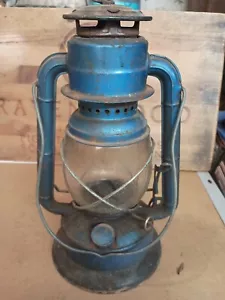 Dietz No. 30 Little Wizard Clear Glass Globe Blue Lantern With Five New Wicks - Picture 1 of 13