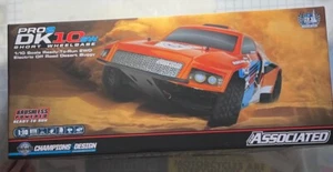 Associated 90038C 1/10 Pro2 DK10SW 2WD RTR Desert Buggy Orange - Picture 1 of 11