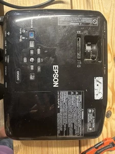 Epson Projector HDMI EX5220 H551A 3000 Lumens 2200 Hours Office Wifi Tested - Picture 1 of 8