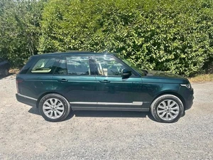 Land Rover Range Rover Vogue SE 4.4 SDV8 4dr Auto ESTATE Diesel Green Pan Roof - Picture 1 of 20
