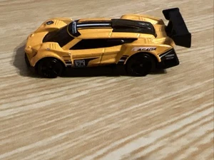 2011 Hot Wheels Super Blitzen Yellow - Picture 1 of 5