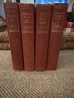 4 Vintage Charles Dickens Novels DAVID COPPERFIELD, Christmas Stories, A Tale Of Foto 1 de 4