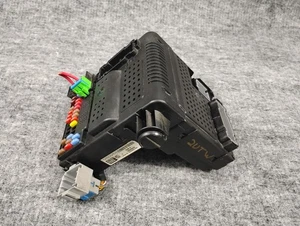 2005-2014 Volvo XC90 V70 S80 S60 Central Electronic Control Module CEM 30765643 - Picture 1 of 11