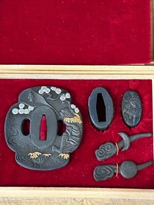 Japanese Kaku Gata Tsuba Set - Picture 1 of 1
