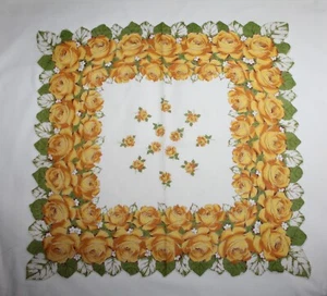 Vintage Taschentuch Taschentuch ~ gelbe Rosen mit grünen und weißen Blättern Design - Bild 1 von 4