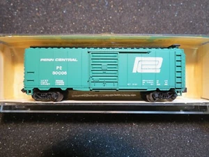 N - Minitrix 33226 - 40' Standard Boxcar, Penn Central PC 80006 NIB - Picture 1 of 2