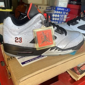 AIR JORDAN 5 V RETRO LOW SIZE 11 NEYMAR REFLECTIVE SILVER INFRARED 846315 025 - Picture 1 of 12