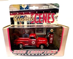 Road Champs 1/43 Scale Die-Cast Classic Scenes 1953 Chevrolet 3100 Texaco - Picture 1 of 10