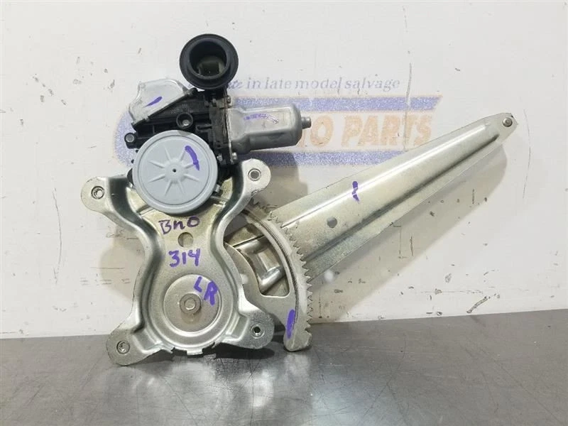 11 2011 LEXUS LX570 OEM DRIVER LEFT REAR DOOR WINDOW REGULATOR  - Image 1 of 4