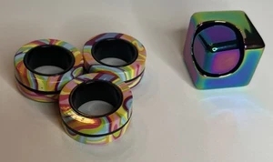 Fidget Spinner Cubo Metallizzato e 3 Anelli di Spinning per Sollievo Stress Ansia - Foto 1 di 4