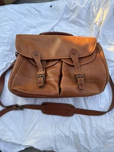 Levenger England Tusting Leather Messenger Briefcase Bag - Picture 1 of 13