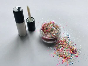 FESTIVAL FACE/BODY/HAIR KIT-4ml GLUE + NEÓN DIAMOND  MIX GLITTER 10g POT - Picture 1 of 1